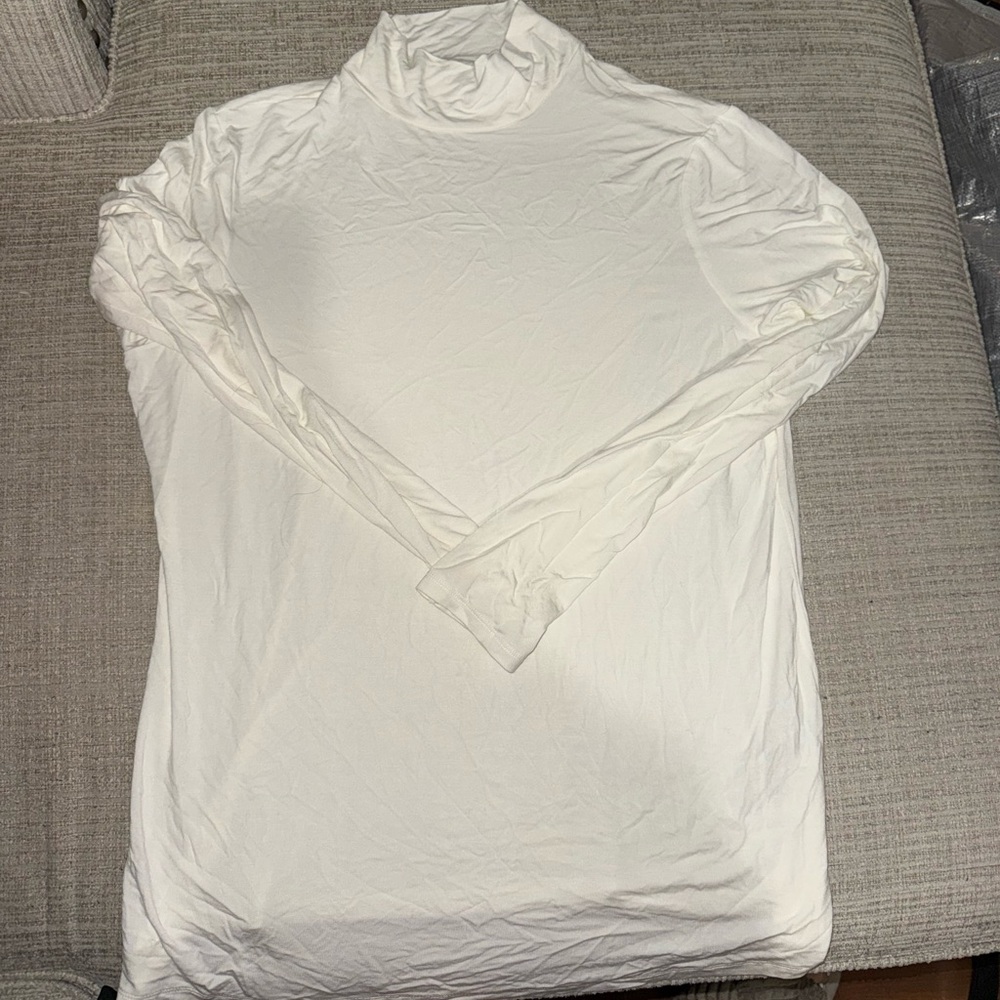 ⭐️Primark Classic White Long Sleeve Top